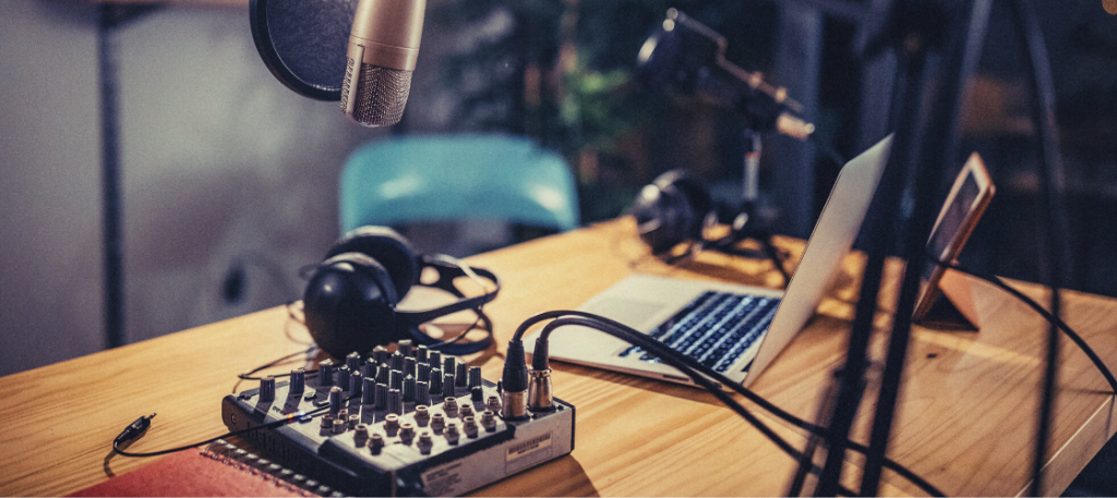 ساخت پادکست در ارومیه